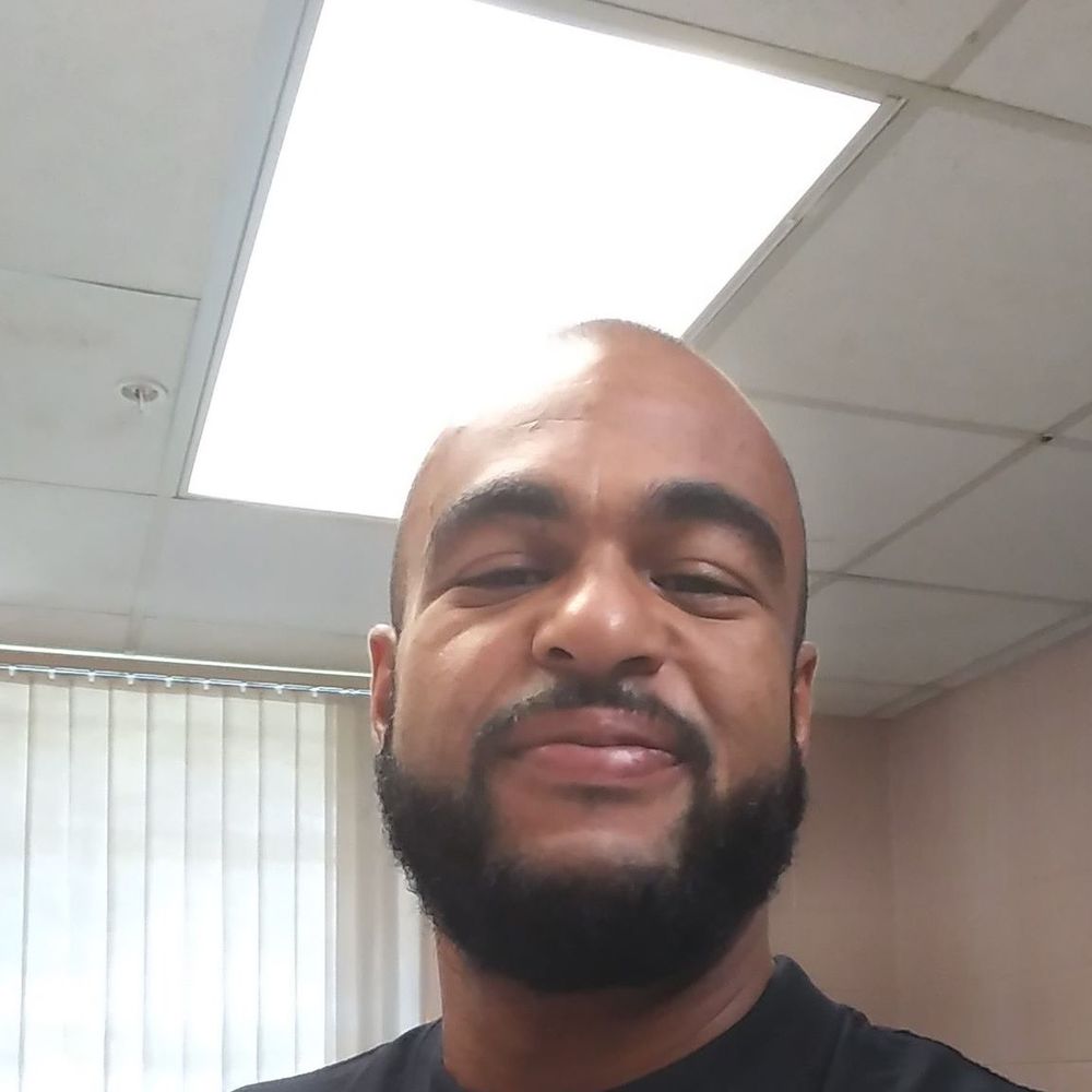 Meet your Posher, Davan